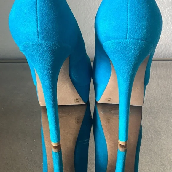 Bright Teal Platform High Heels - Women's Pumps - Picture 6 of 12